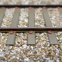 SNCF C60 - 18m_29 traverses - Pose élastique sur selles U77 4 trous avec griffons Nabla