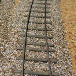Voie métrique - 8m -11 traverses avec ou sans selles - avec rails code 40