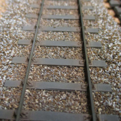 MIDI - 22 m - Voie DC à traverses bois - coussinets "lourd" et "allégés" 3 trous à 2 tirefonds - Pour rail code 60