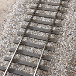 PO - 38/42 Kg - Voie de 16,5 m sur 22 traverses - A joints décalés - Avec rails en code 60