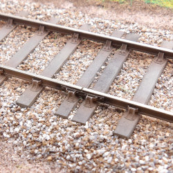PO - 42 Kg - Voie de 16,5 m sur 24 ou 27 traverses - Avec rails en code 60