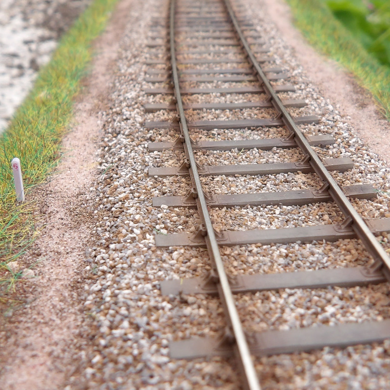 PO - 42 Kg - Voie de 16,5 m sur 24 ou 27 traverses - Avec rails en code 60